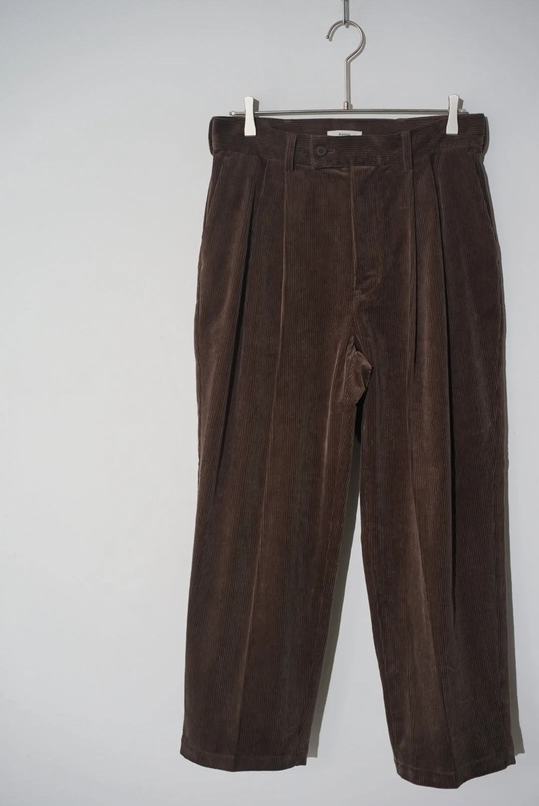 kontor / 2PLEAT CORDUROY SLACKS