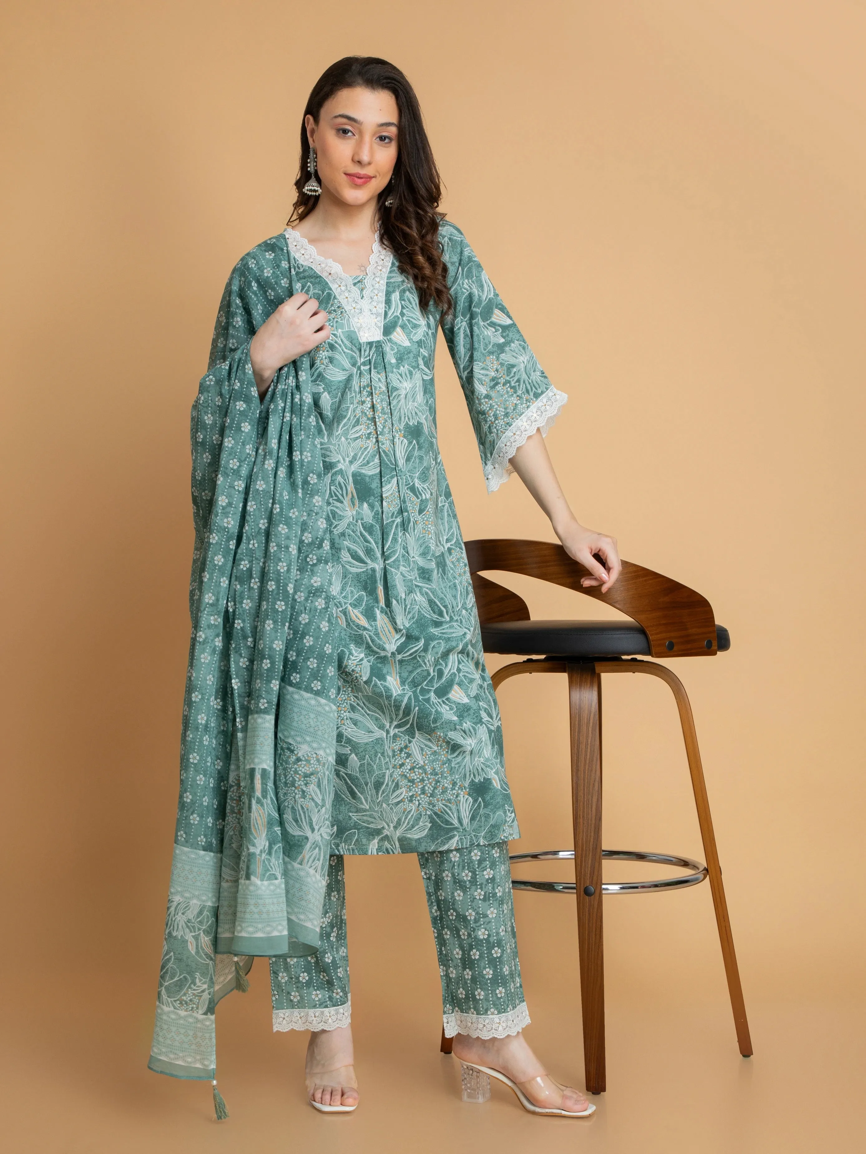 SUTI WOMEN MUL COTTON 3PC PRINTED SUIT SET WITH LACE DETAILS